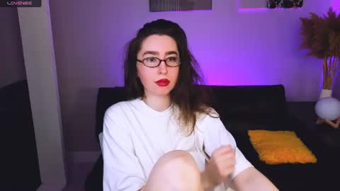 LILY online show from 07-12-26, 07:21