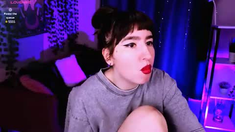 LILY online show from 07-26-26, 10:33
