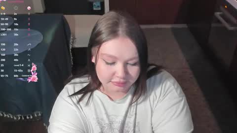 Snapshot of lilybelll chatting on 02-06-26, 09:07 Lily online show from 02-06-26, 09:07