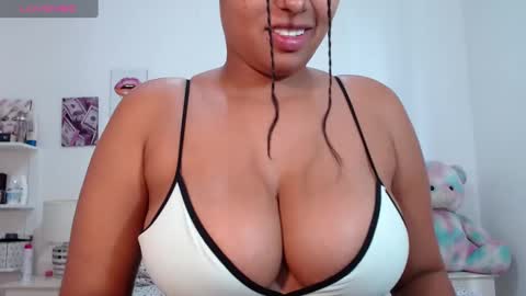 Lily.. online show from 01-23-25, 08:24