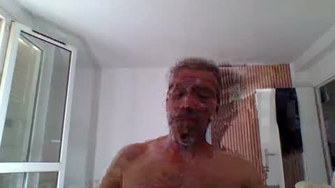 lilylovelyman50 online show from 08-08-26, 03:14