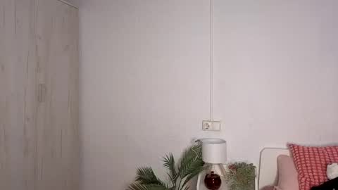 LillyPanda online show from 11-13-25, 08:08