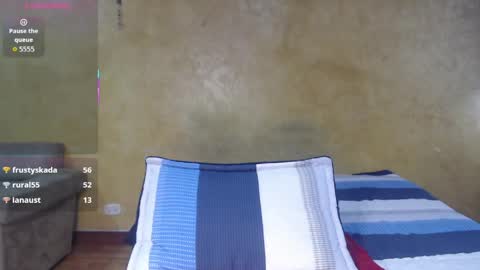 Lily Queen online show from 04-16-26, 09:50