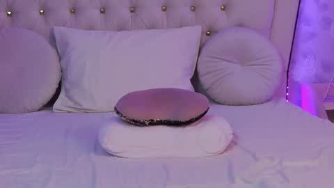      online show from 03-01-25, 07:19