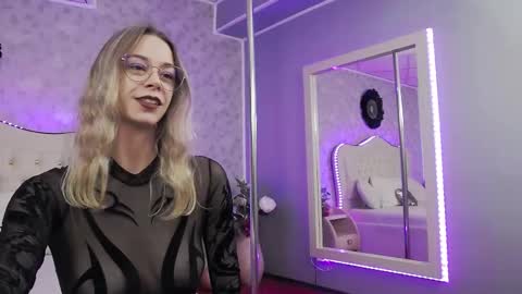      online show from 10-05-25, 03:16