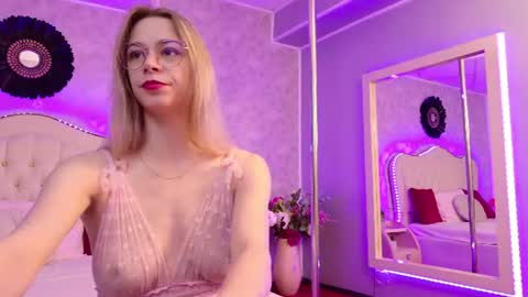      online show from 06-24-26, 03:16