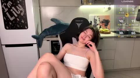 Lily online show from 06-12-26, 05:34
