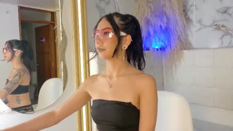 Lily online show from 07-05-26, 05:14