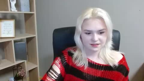 Lily online show from 02-10-26, 02:54