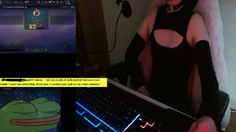 Snapshot of lilythrone chatting on 05-16-26, 06:28 Lily Rone online show from 05-16-26, 06:28