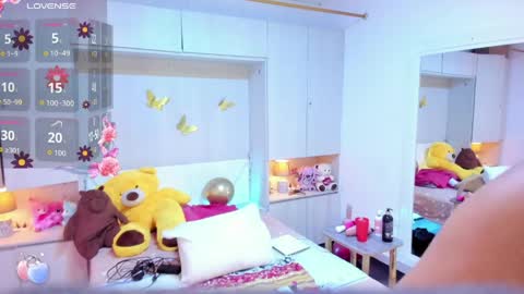 lilywhitee1 online show from 03-31-26, 08:31