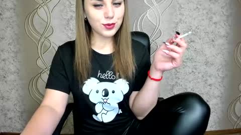    online show from 06-03-26, 07:44