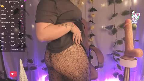 Natalia online show from 01-25-25, 02:04