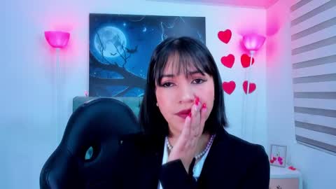  Lina Bedoya  online show from 02-20-25, 11:42