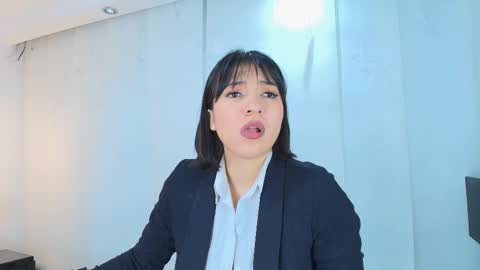  Lina Bedoya  online show from 09-16-25, 11:44