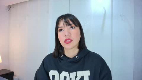  Lina Bedoya  online show from 09-30-25, 11:26