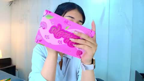  Lina Bedoya  online show from 02-20-26, 11:54