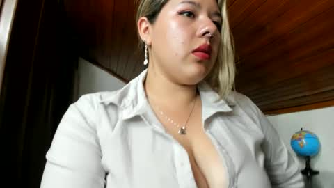 Lina Browm online show from 02-08-25, 11:45