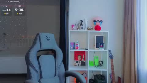 Lina online show from 06-15-26, 03:42