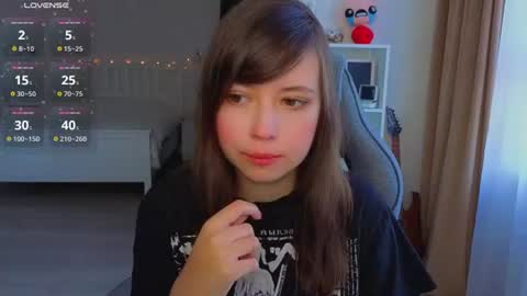 Lina online show from 06-20-26, 02:25