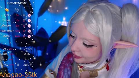 Snapshot of lina_diva chatting on 01-30-25, 09:14 Hey im Lina Ur cosplay waifu online show from 01-30-25, 09:14