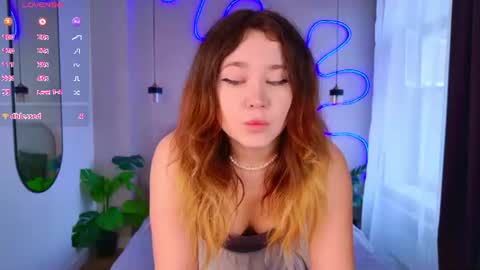 LIna online show from 06-17-26, 08:06