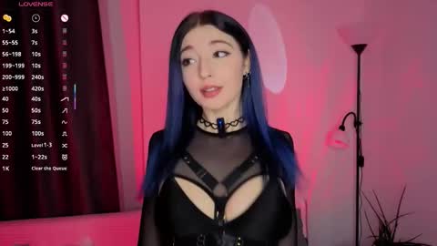 Lina online show from 10-21-25, 03:02