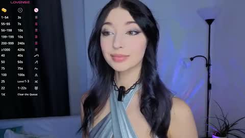 Lina online show from 01-13-26, 02:33