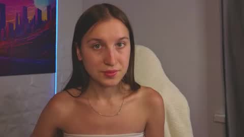 Snapshot of lina_massey chatting on 06-20-26, 12:58 lina_massey online show from 06-20-26, 12:58
