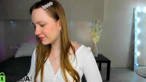 Lina online show from 03-24-26, 01:10