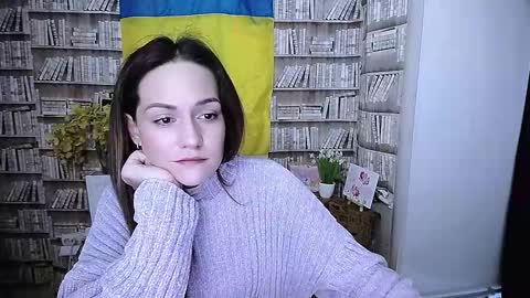 Lina online show from 11-09-25, 06:55