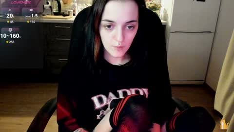 Lina 3  1715622743 online show from 12-23-24, 12:14