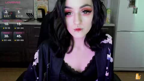 Lina 3  1715622743 online show from 09-19-25, 06:59