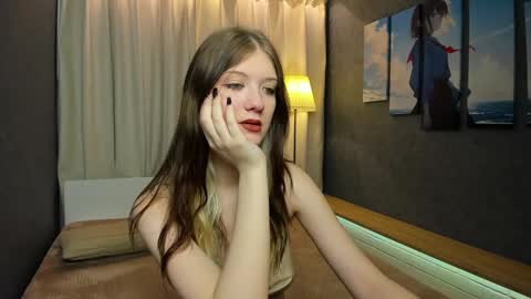 Lina online show from 01-17-25, 09:06