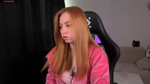 Snapshot of lina_witch chatting on 09-27-25, 11:04 lina online show from 09-27-25, 11:04