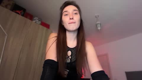 Snapshot of linabbb chatting on 10-23-25, 09:02 Lina online show from 10-23-25, 09:02