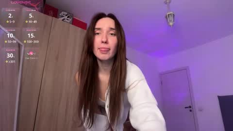 Snapshot of linabbb chatting on 11-05-25, 07:36 Lina online show from 11-05-25, 07:36