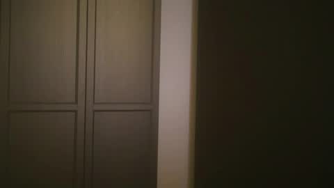 Snapshot of linaerotica chatting on 09-22-25, 06:04 Lina online show from 09-22-25, 06:04