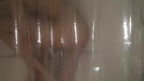 Snapshot of linaerotica chatting on 10-07-25, 06:43 Lina online show from 10-07-25, 06:43