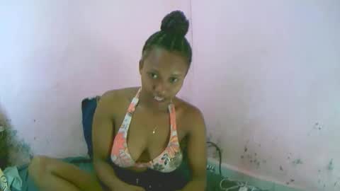 linah1123 online show from 04-12-26, 06:18