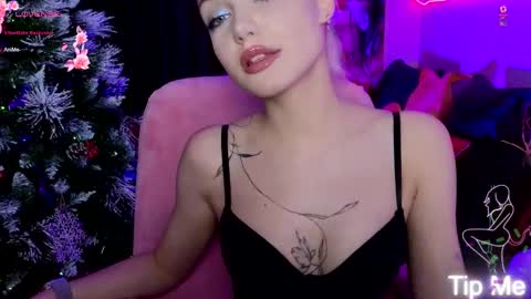 I am Lina online show from 01-15-26, 06:33