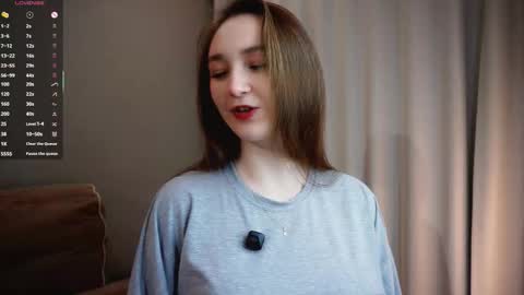 Lina online show from 12-18-25, 06:14