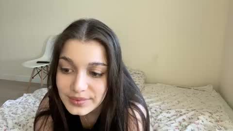 Nicolas and Lina online show from 06-21-26, 11:13