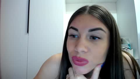 Lina Sparks online show from 12-15-24, 10:47