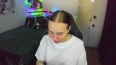 Lina online show from 02-23-26, 10:18