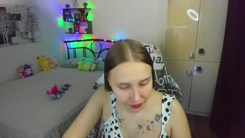 Lina online show from 04-22-26, 09:16