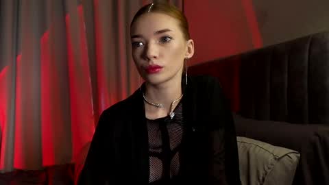 Snapshot of linavelle chatting on 05-12-26, 01:58 LinaVelle online show from 05-12-26, 01:58