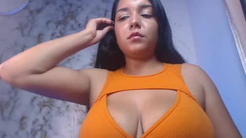Snapshot of lincy_honeyy chatting on 06-05-26, 05:14 lincy_honeyy online show from 06-05-26, 05:14