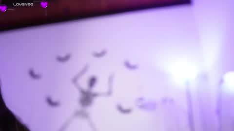 Lincy Rios  online show from 10-18-25, 06:41