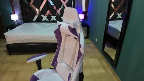  Linda  online show from 02-23-25, 01:21